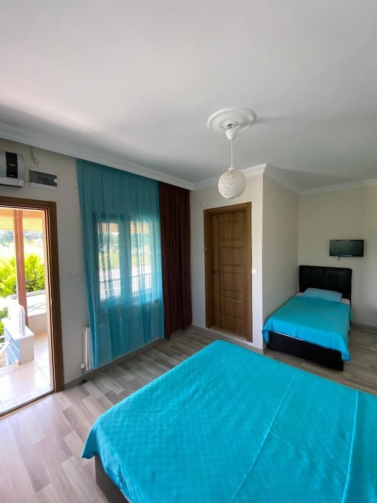 Geyikli Berfin Otel — Ezine — photo 3