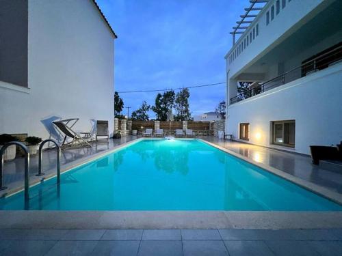 Villa Gagra Villa with Private Pool — 4-Star Luxury Hotel in Panormos, Greece