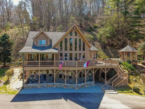 Whispering Willow - carbon neutral hotel in Sugar Grove