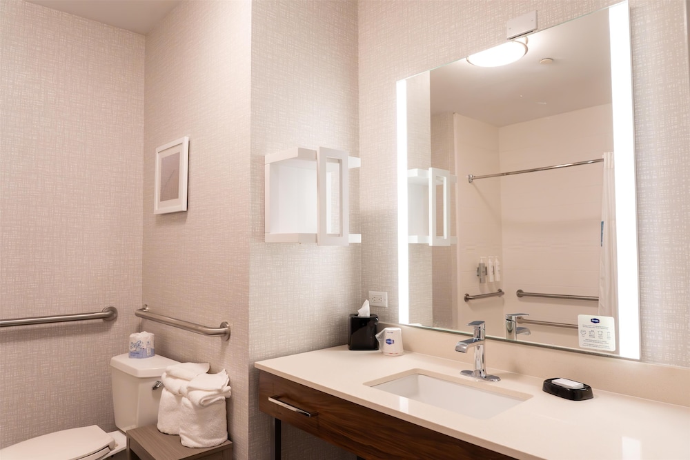 Hampton Inn Turnersville - photo 23