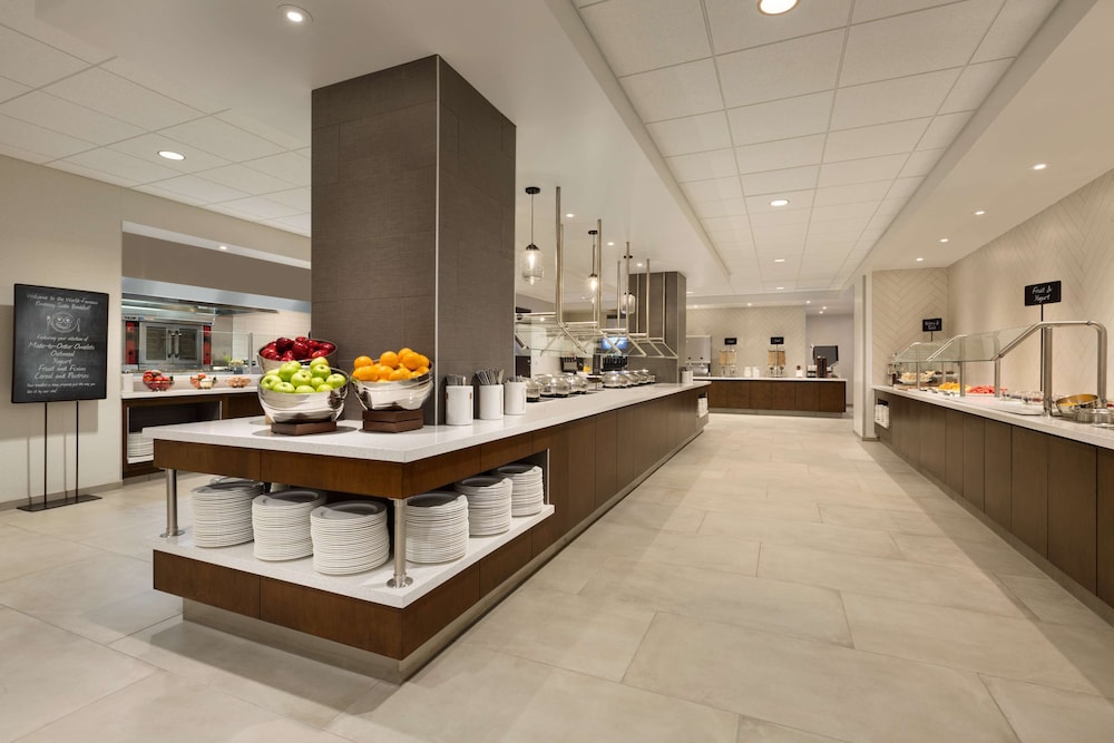 Embassy Suites by Hilton Denton Convention Center - photo 29