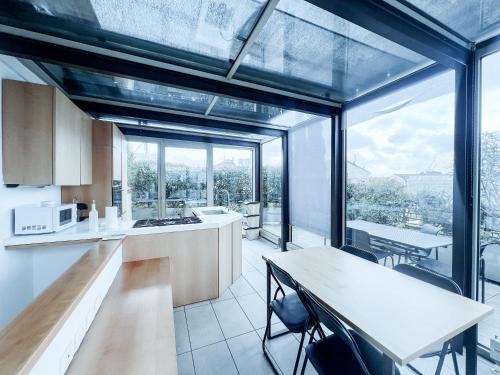 Garden Penthouse Large & Trendy Flat Milano — 4-Star Luxury Hotel in Milan, Italy