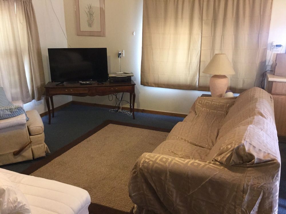 Waters Edge Motel - photo 25