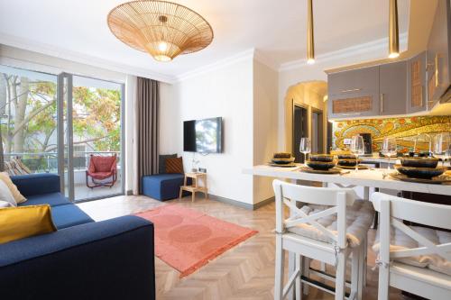Antalya NO:6 Luxury Comfort Art House — 4-Star Luxury Hotel in Antalya, Turkey