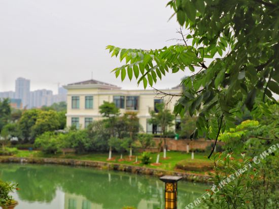 Donghu Hotel - last minute hotel in Yichun