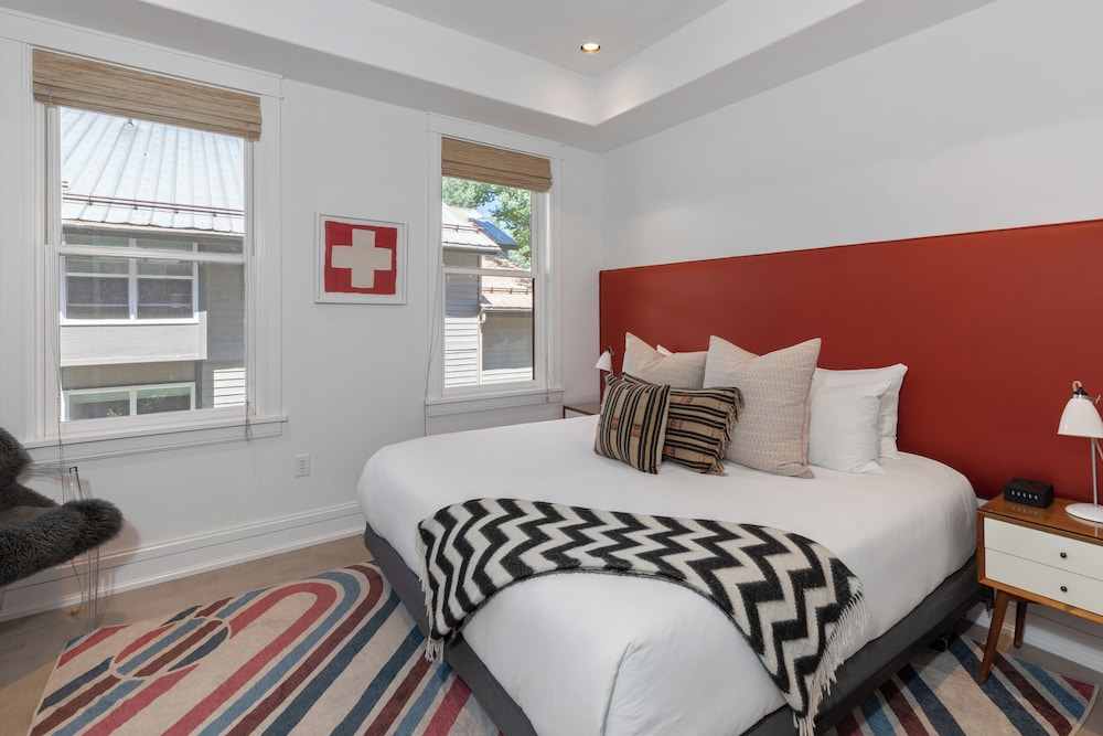 Element 52 Auberge Collection - photo 121