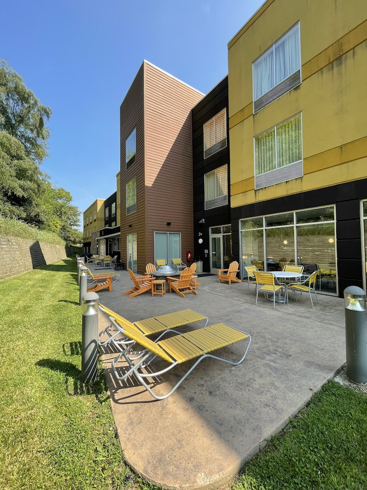 Fairfield Inn & Suites Athens - photo 16
