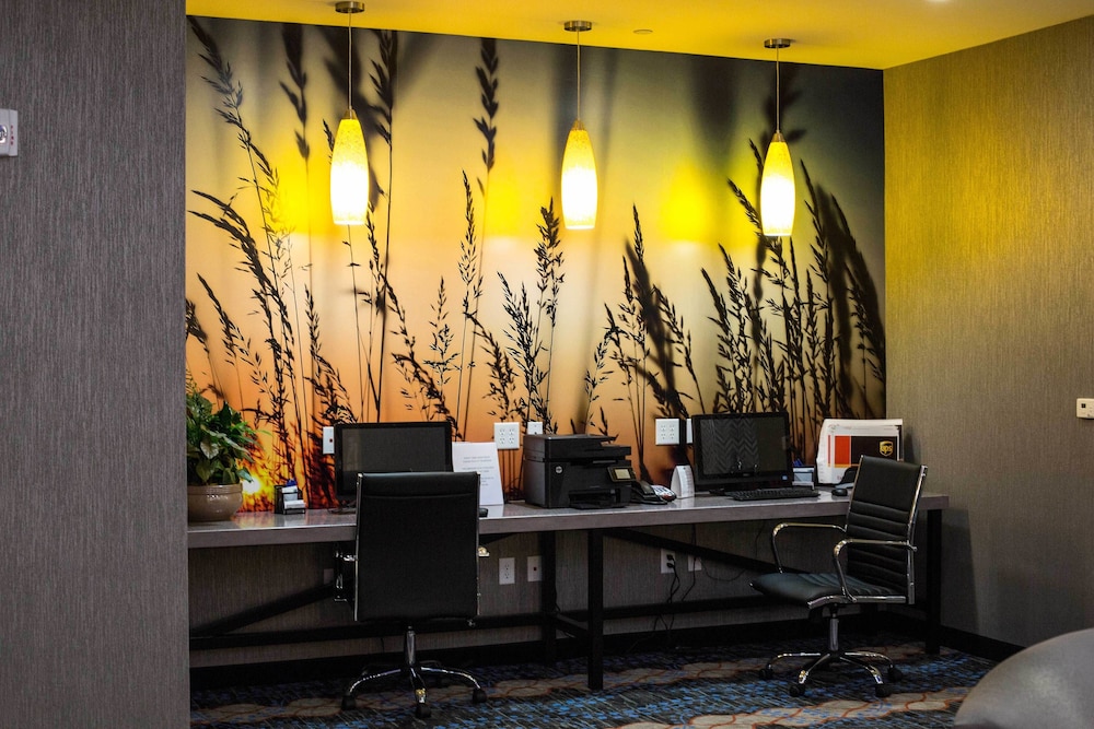 Holiday Inn Express & Suites Oklahoma City Southeast I 35 by IHG - photo 16