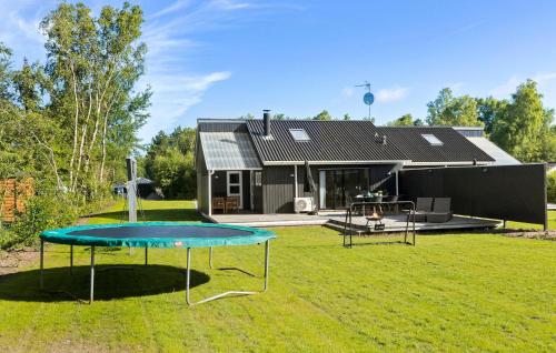 Cozy Home In Ebeltoft With Kitchen — 4-Star Luxury Hotel in Ebeltoft, Denmark