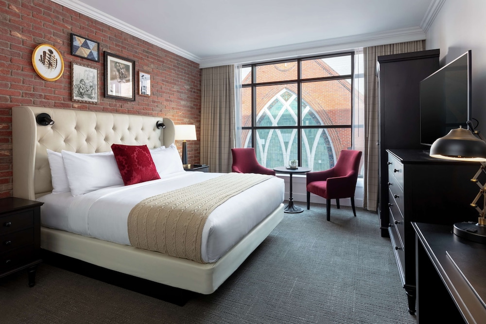 The Foundry Hotel Asheville Curio Collection by Hilton - photo 11
