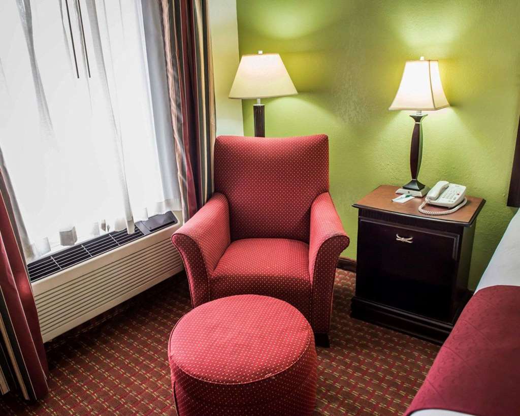 Quality Inn Chipley I 10 at Exit 120 - photo 14