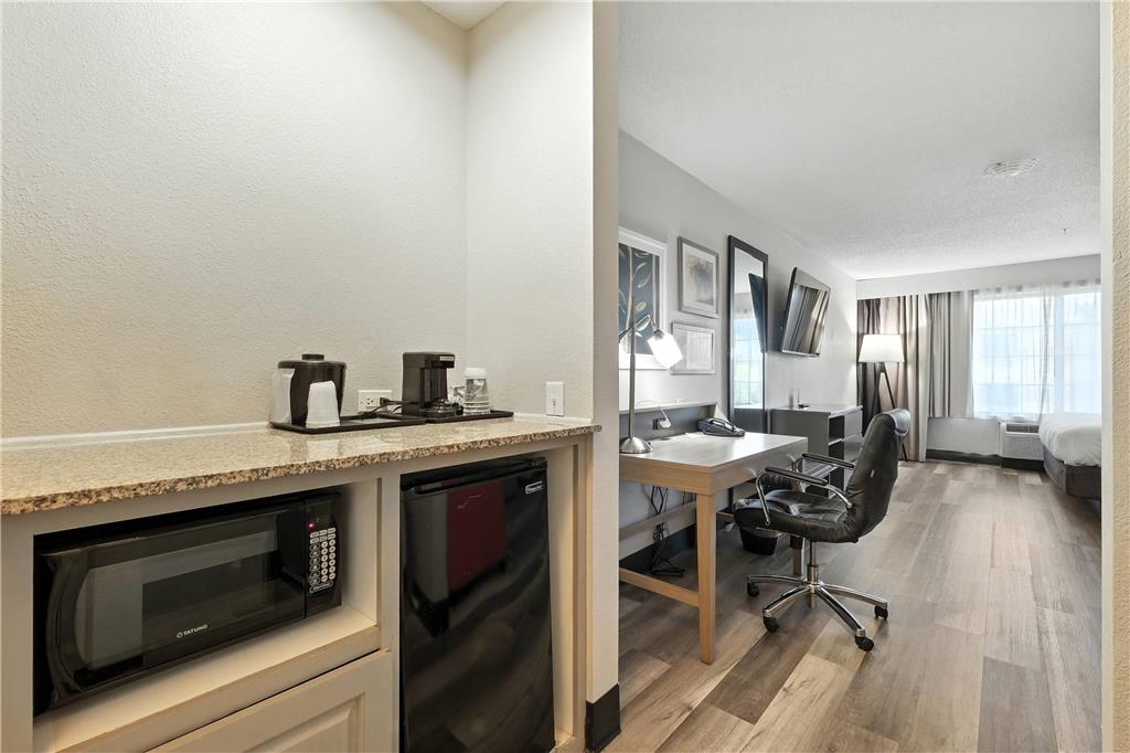 Country Inn & Suites by Radisson Merrillville IN - photo 61