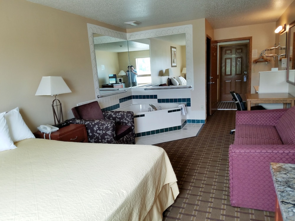 Inn of the Pines - photo 11