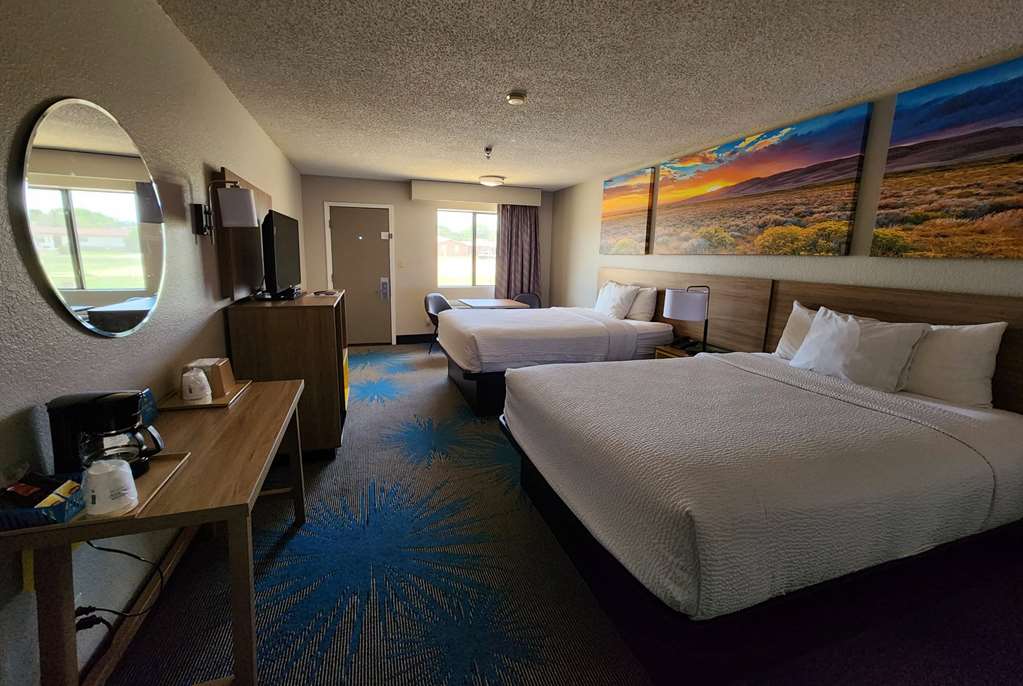 Days Inn by Wyndham Tucumcari - photo 37
