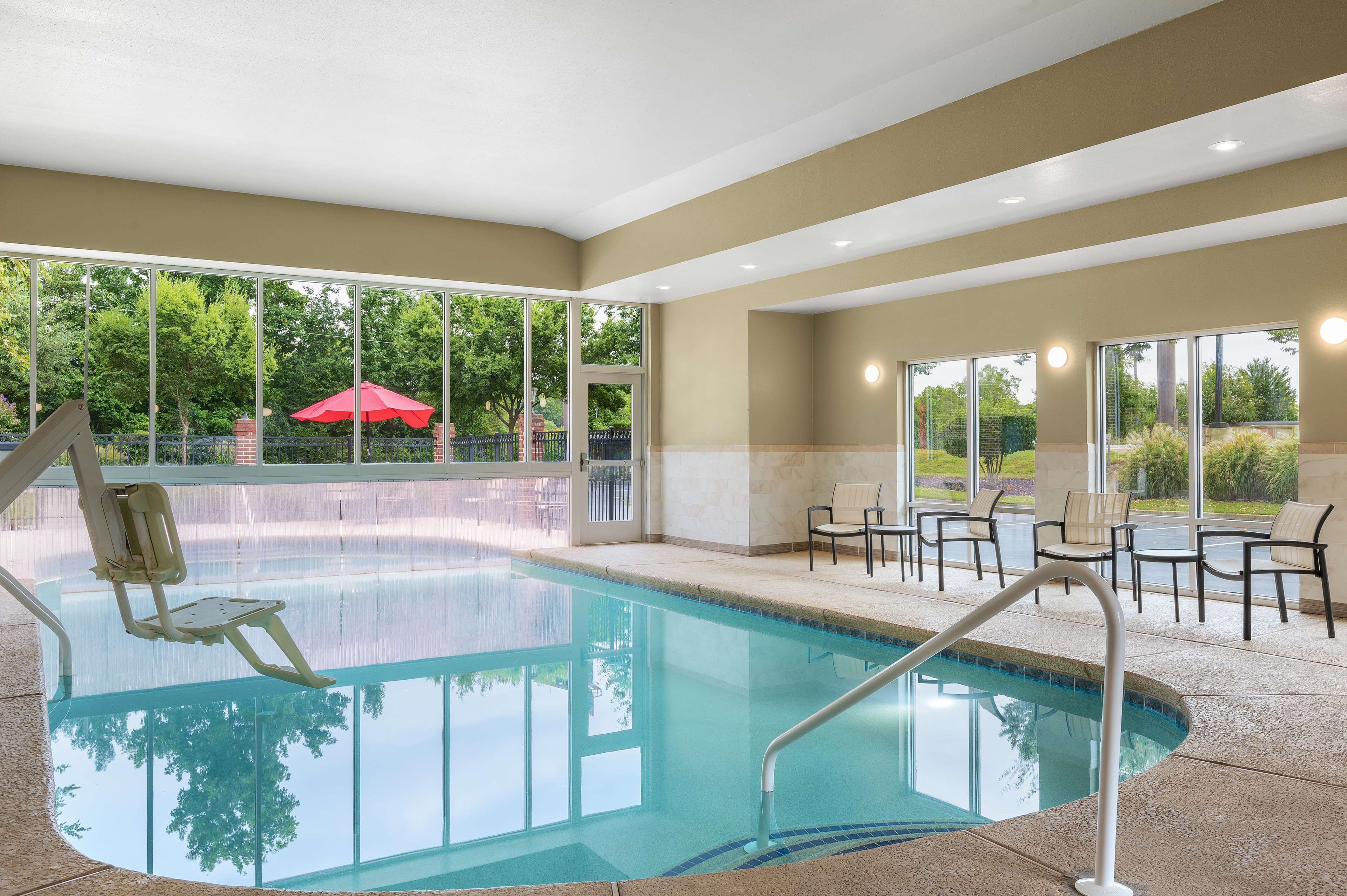Hampton Inn Atlanta McDonough - photo 9