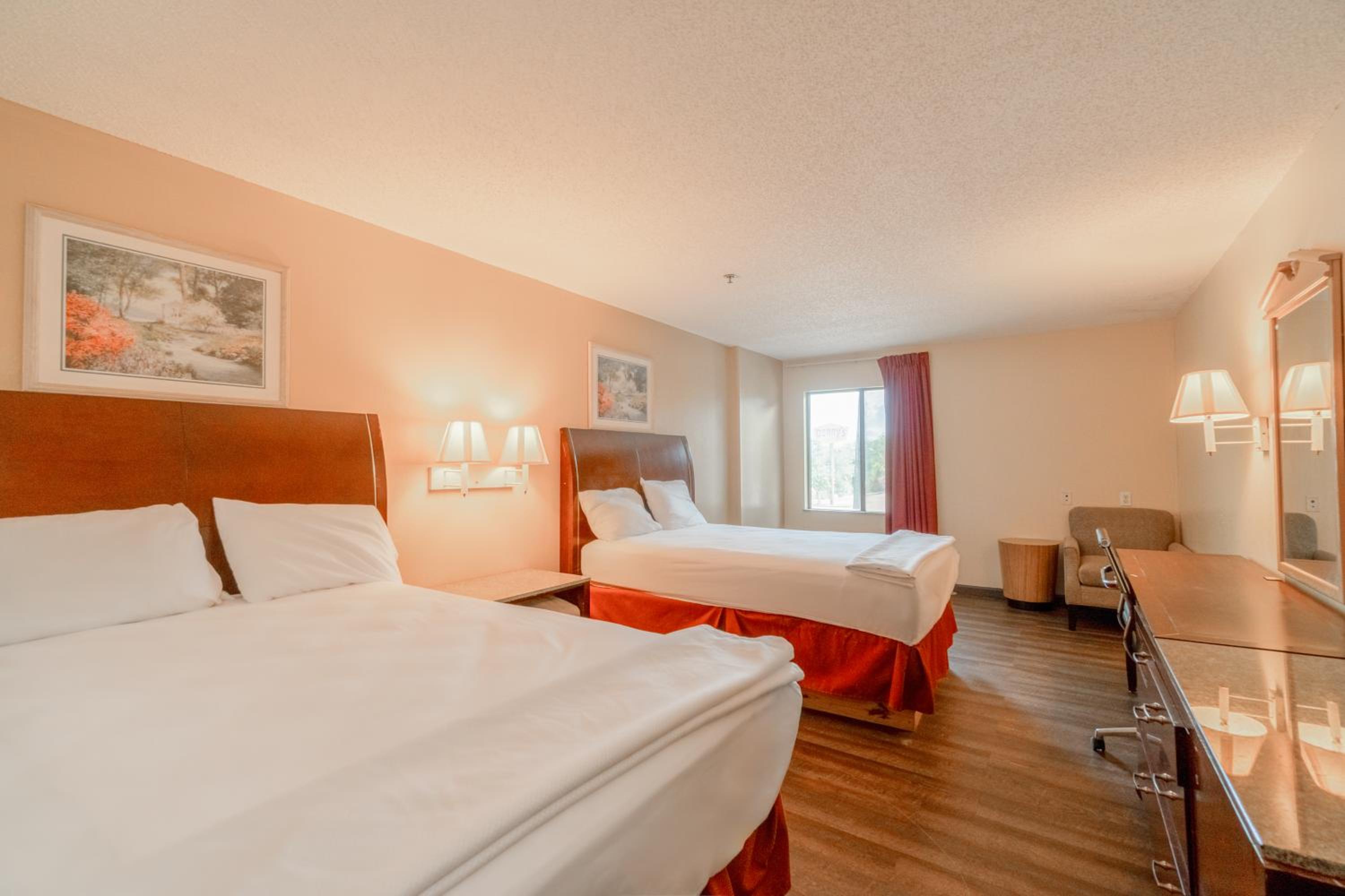 Capital O Fairway Inn Baytown La Porte TX - photo 4
