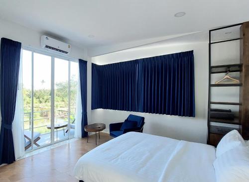 Green Lung Pool Villas Bangkok — Phra Pradaeng — photo 3