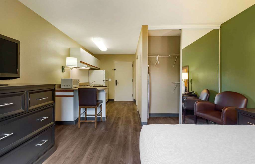 Extended Stay America Suites Boston Marlborough - photo 10
