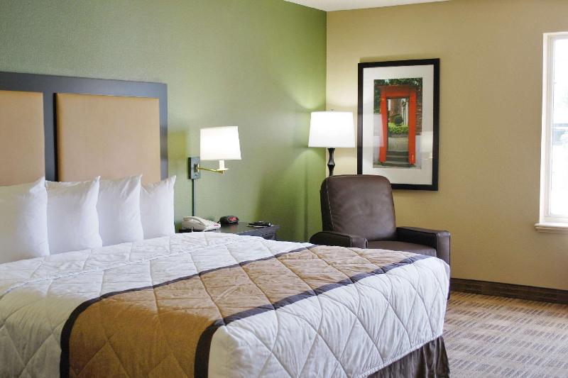 Extended Stay America Suites Chicago Schaumburg Conv Center - photo 30