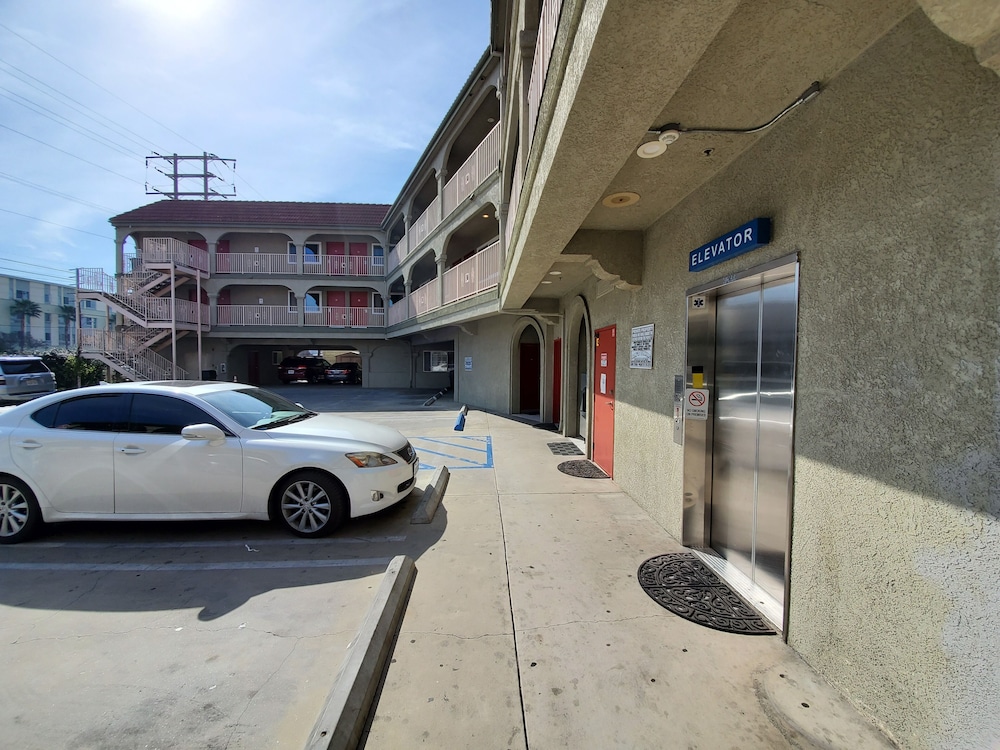Colony Inn - photo 47