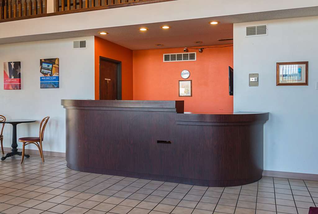 Motel 6 Hannibal MO - photo 21