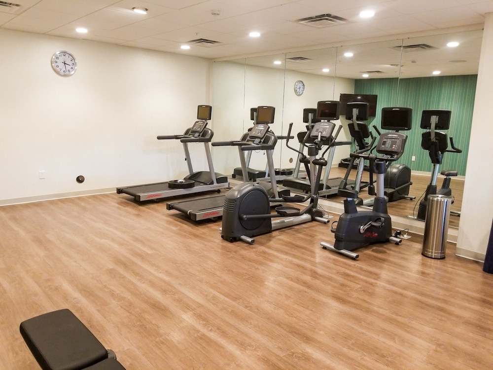 Holiday Inn Express & Suites Charlotte NE University Area by IHG - photo 39