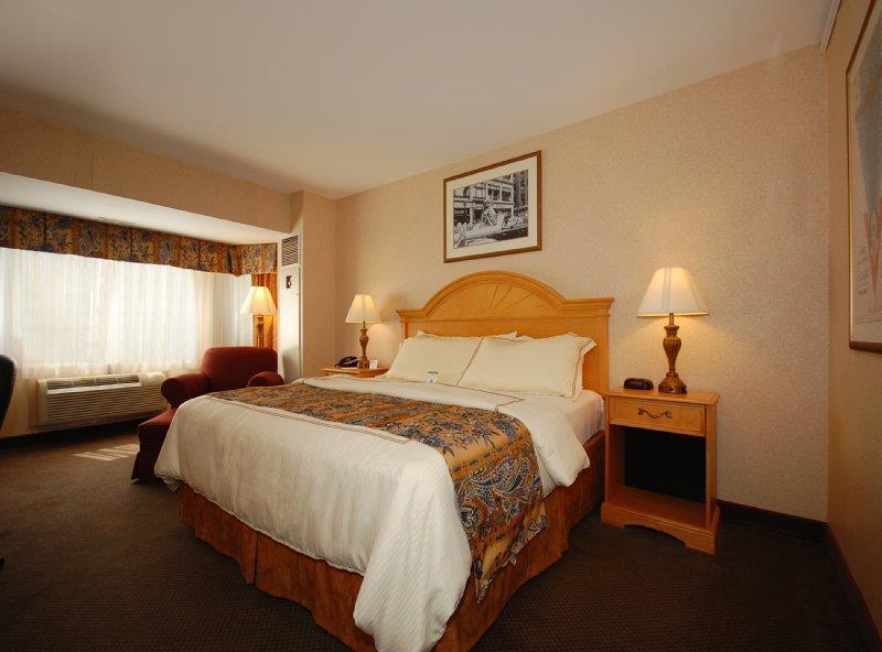 Red Lion Hotel Rosslyn Iwo Jima - photo 68