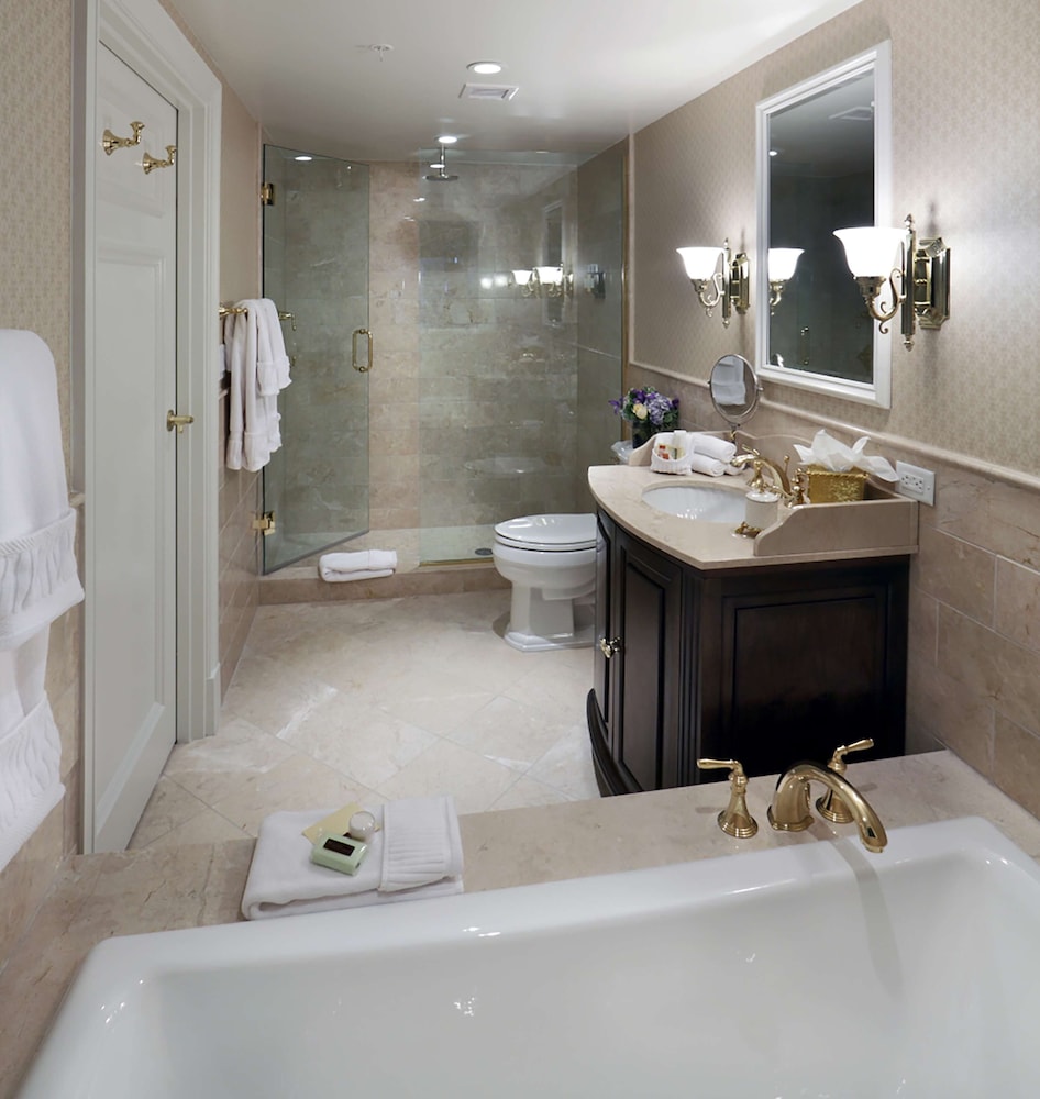 Madison Beach Hotel - photo 47