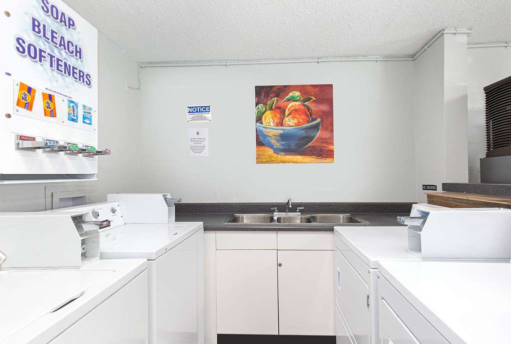 Super 8 by Wyndham Johnson City - photo 36