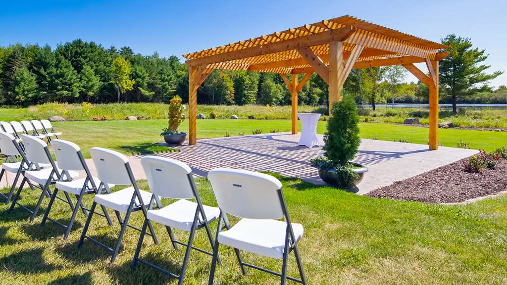 Best Western Tomah Hotel - photo 10