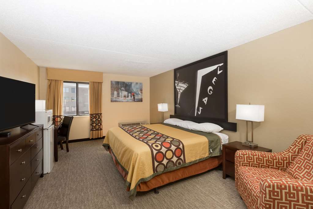 Super 8 by Wyndham Wichita North - photo 7