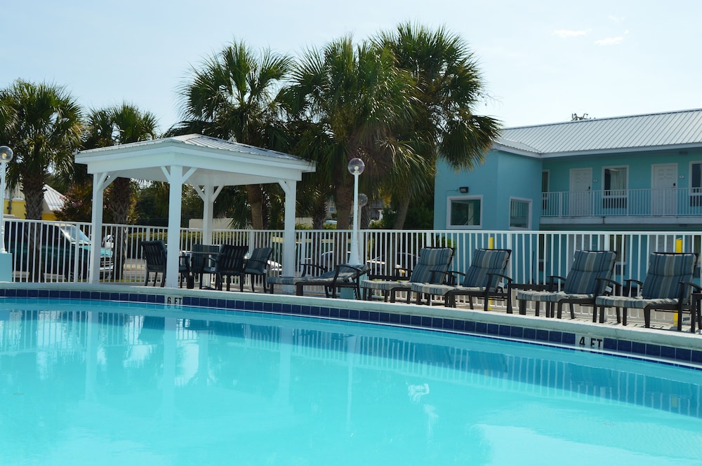Destin Inn and Suites - photo 21