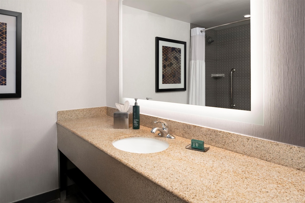 DoubleTree by Hilton Richmond Midlothian - photo 18