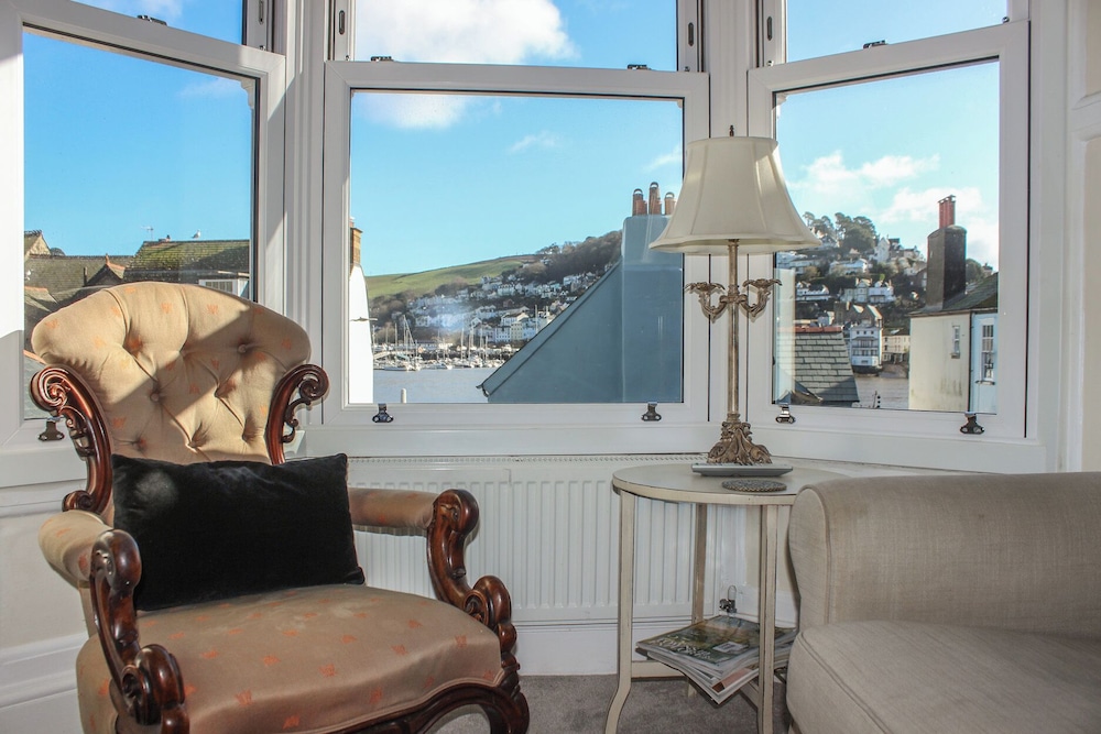 29b Lower Street — 4-Star Luxury Hotel in Dartmouth, United Kingdom