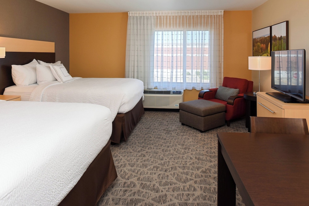 TownePlace Suites Detroit Auburn Hills - photo 8