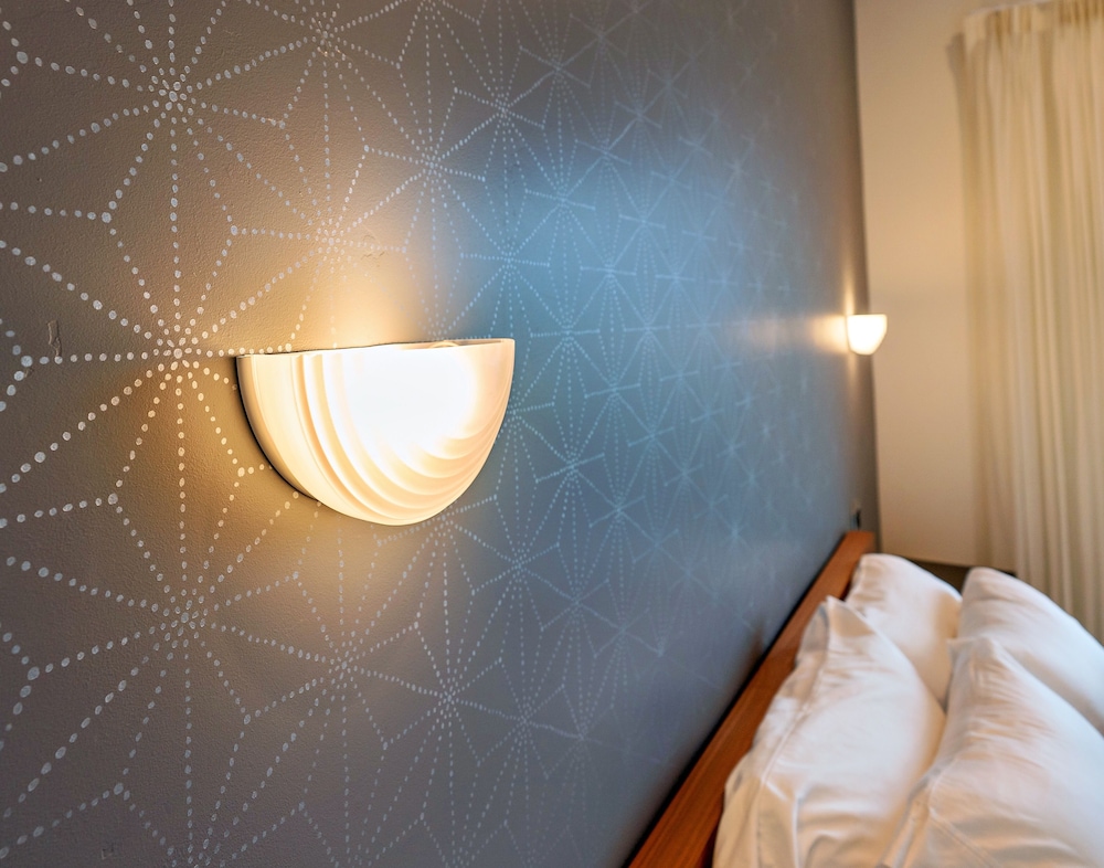Rhapsody in View Boutique Hotel - photo 13
