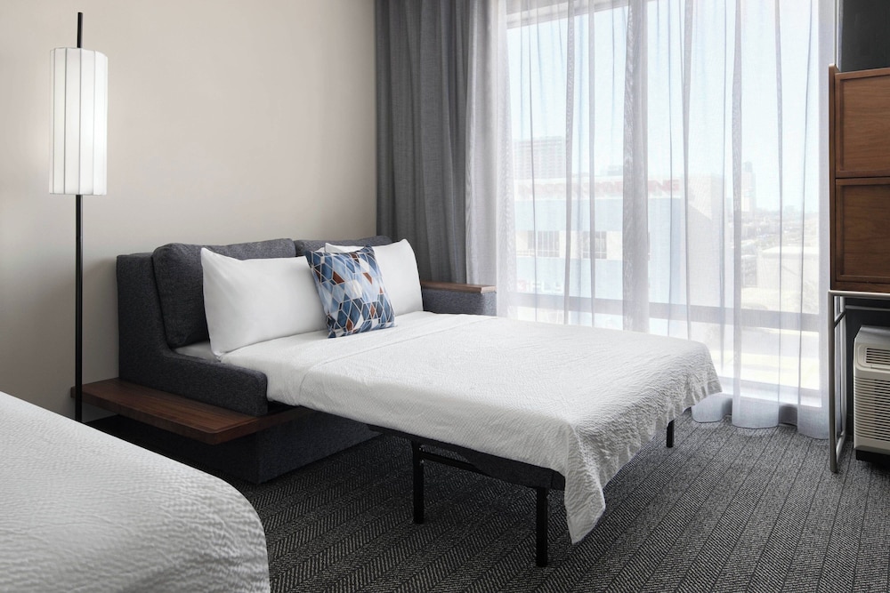 Courtyard by Marriott Houston I 10 West Memorial - photo 7