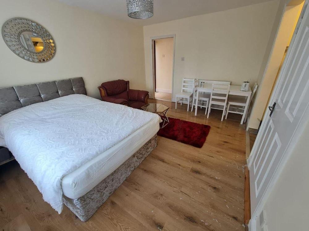 Lovely Studio in Town Centre