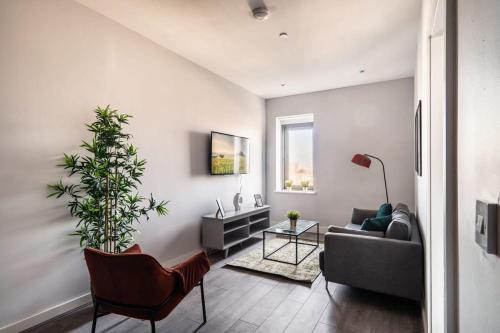 Modern & Spacious 2 Bed Apartment in Waterloo Liverpool — 4-Star Luxury Hotel in Waterloo, United Kingdom