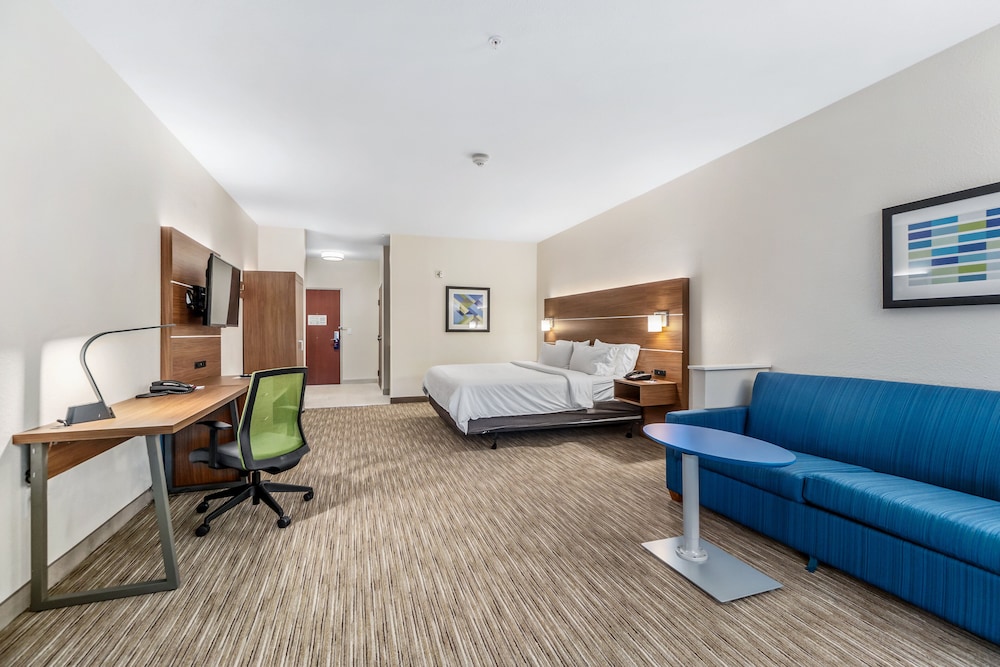 Holiday Inn Express Suites Van Buren Ft Smith Area by IHG - photo 21