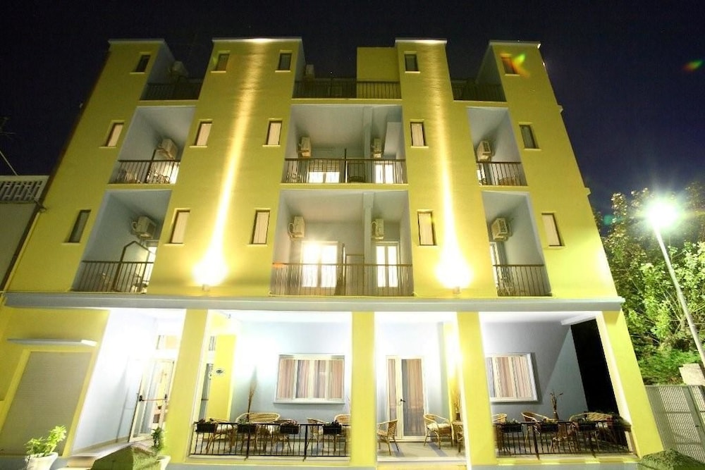Hotel Miramare - carbon neutral hotel in Fano
