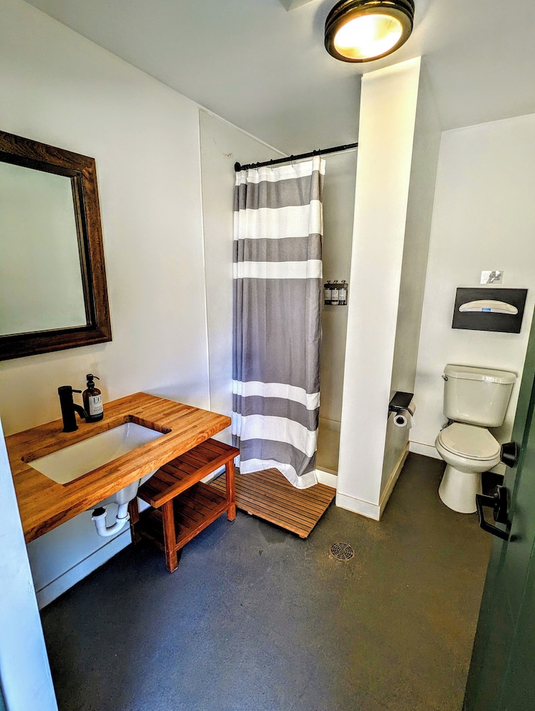 Wildhaven Yosemite Glamping - photo 38