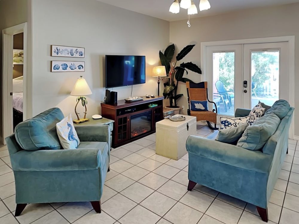 Saltwater Taffy by Silver Sands Vacation Rentals — 4-Star Luxury Hotel in Port Aransas, United States