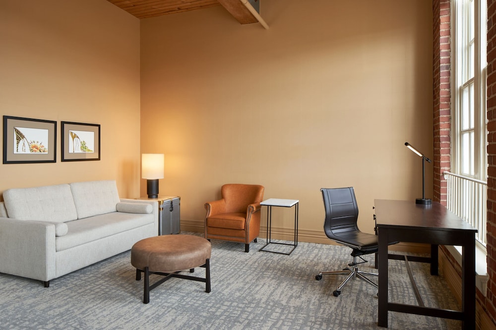 Craddock Terry Hotel Lynchburg a Tribute Portfolio Hotel - photo 7