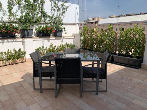 Tristar Terrace Penthouse — 4-Star Luxury Hotel in Rome, Italy