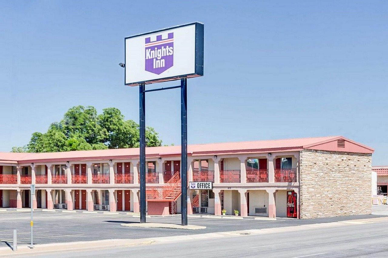 Angoria Hotel - carbon neutral hotel in San Angelo