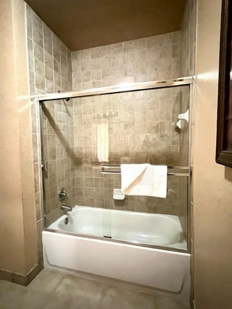 1361TT Unit 7308 Tuscana Resort condo - photo 38