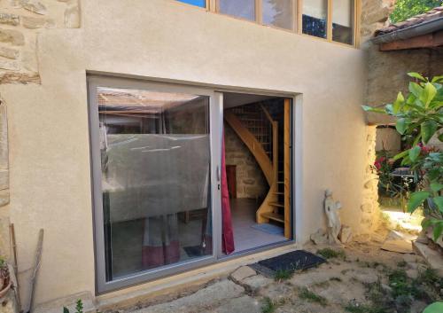 Studio Le Plancher - carbon neutral hotel in Unknown City