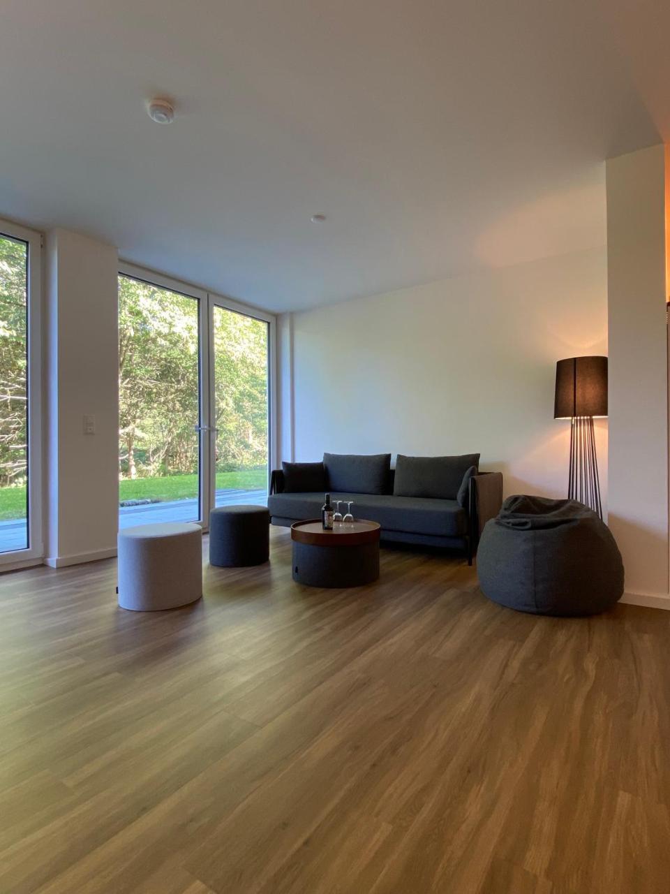 Apartmenthaus Stade Schwingewiesen Apartment 7 — 4-Star Luxury Hotel in Stade, Germany