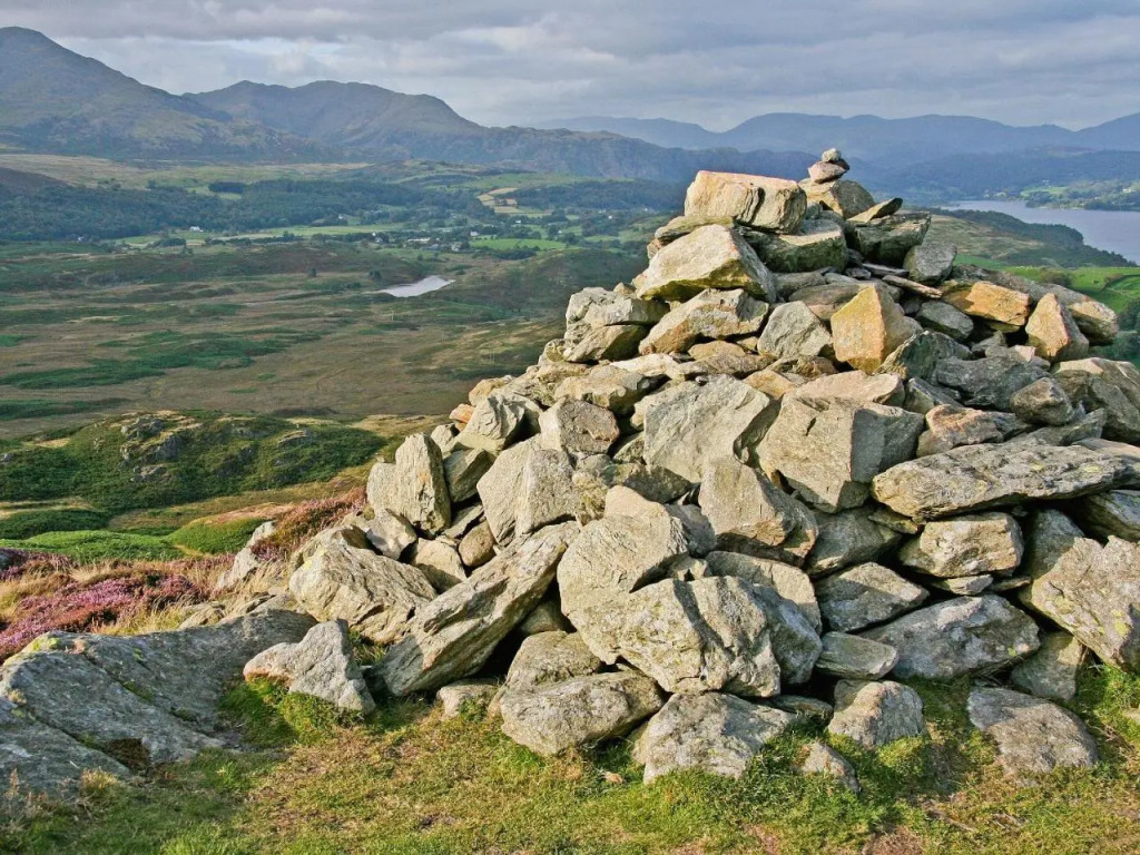 Combe Cairn — 4-Star Luxury Hotel in Millom, United Kingdom